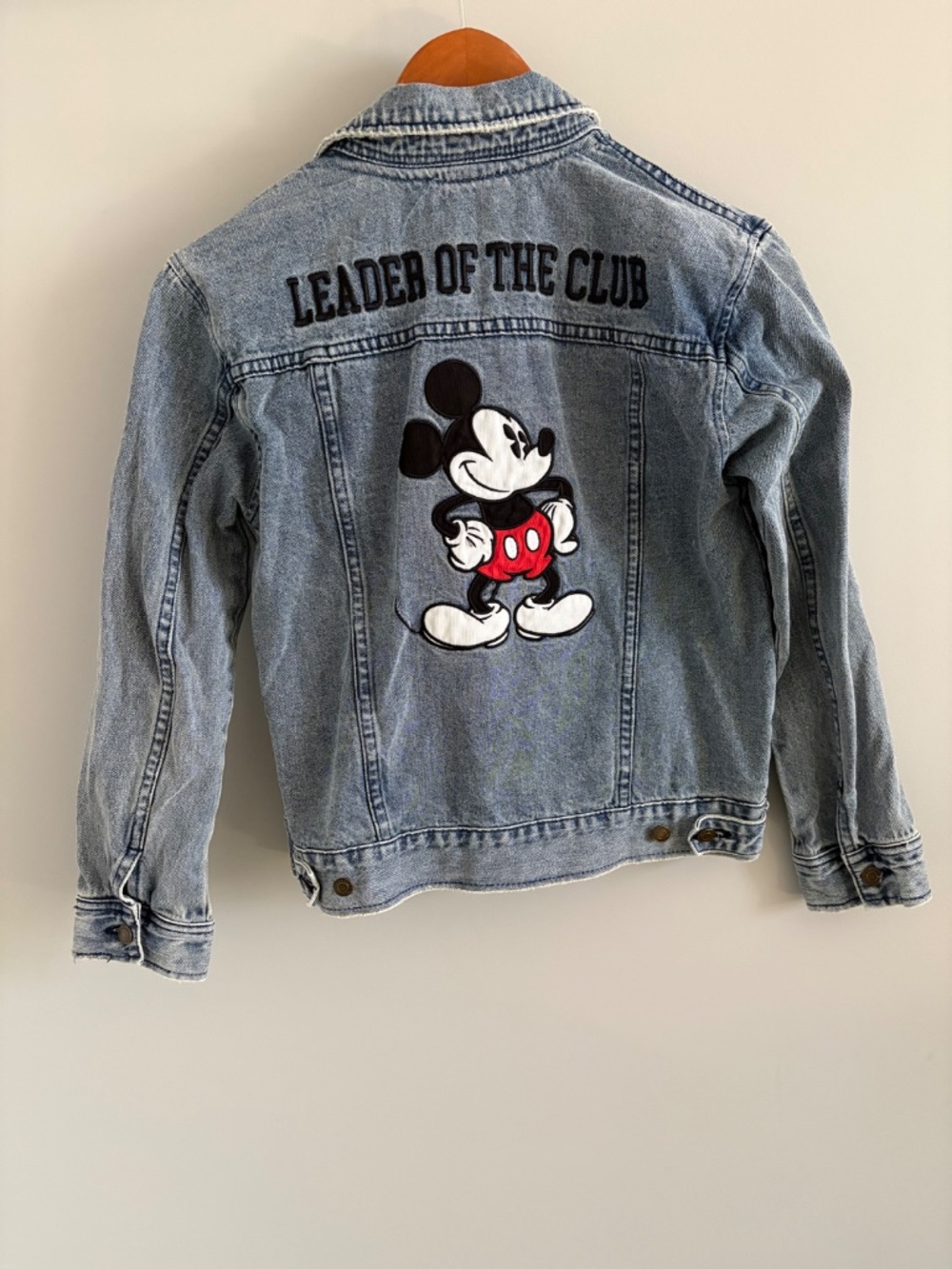 Mickey’s jacket - Picture 2 of 10
